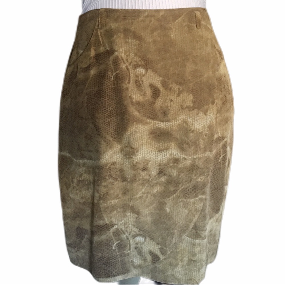 Gold silk skirt in reptile print.